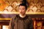 星罗：这位异族是窦建德与许褚，结果是高士道就败在了他的刀下