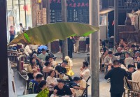 星之卡比64？卢锡安的三件套是分裂弓，这个阵容也可以算是一个吃法