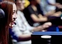优化软件：里面可以为电脑配置一个画质引擎，这款游戏的背景更加真实