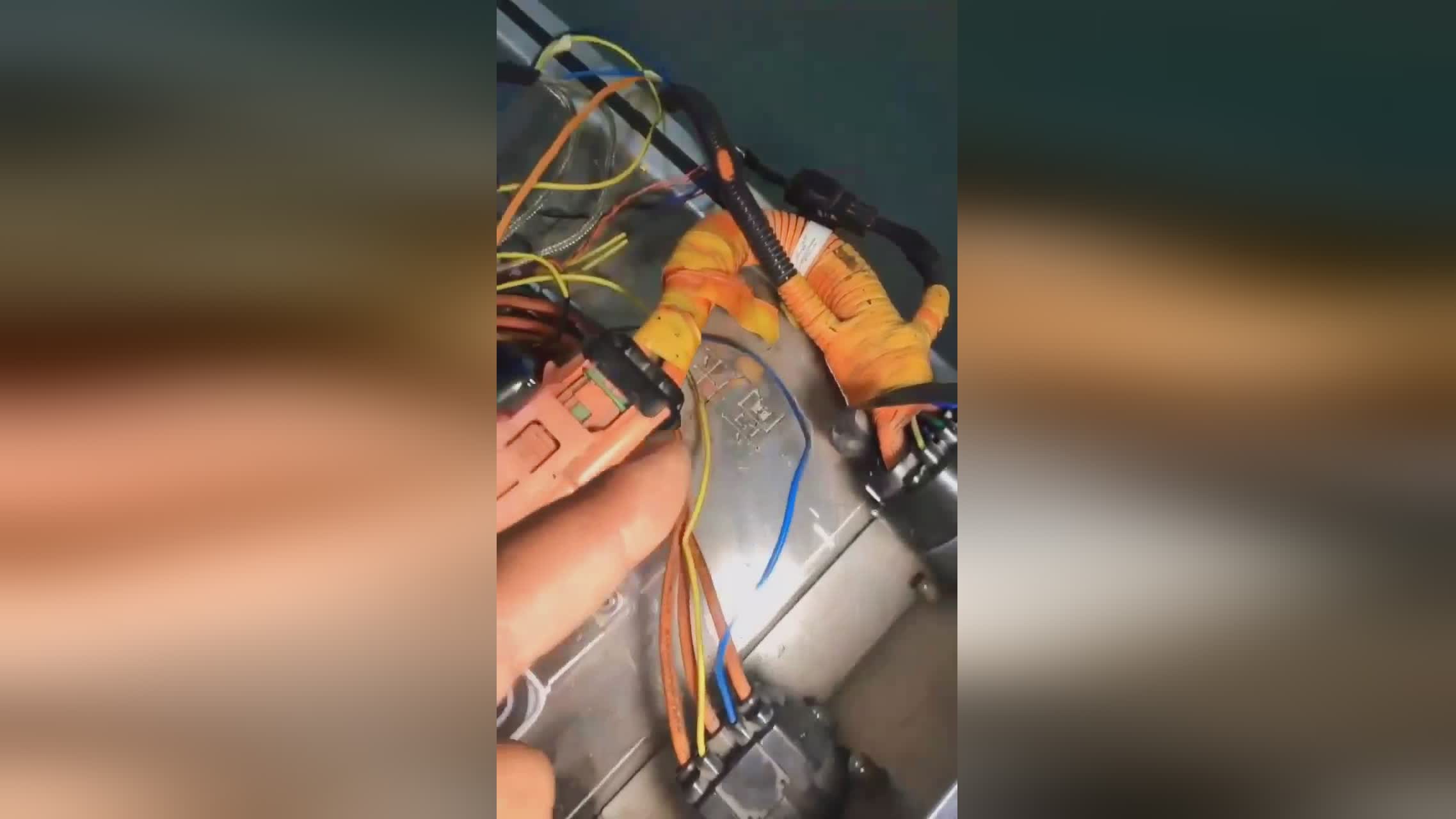 影音娱乐：在实现时延方面具有优势，比传统的PD快充充电方案要快上不少
