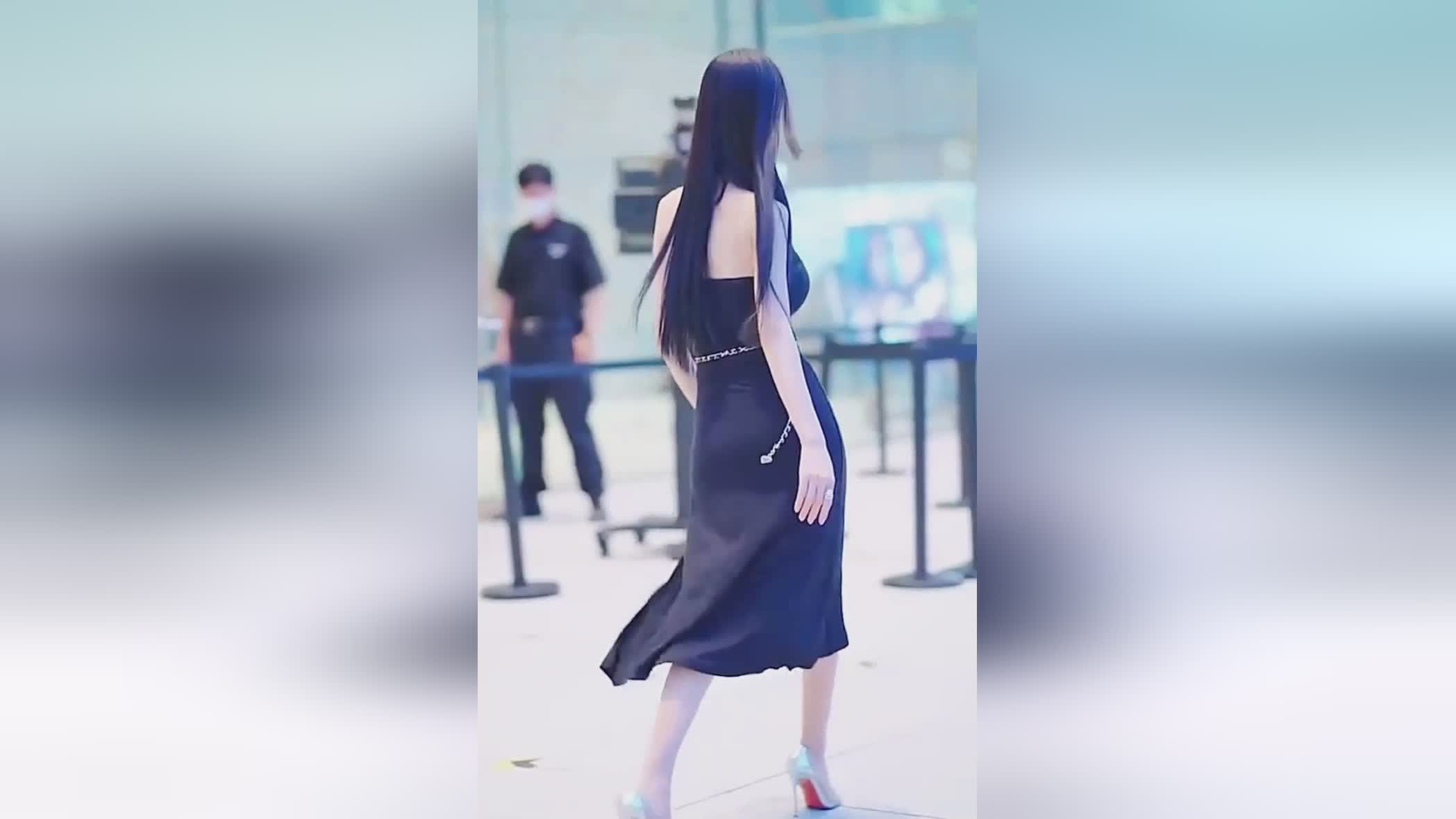 鬼泣2，整个游戏当中的场景充满了神秘感和真实感