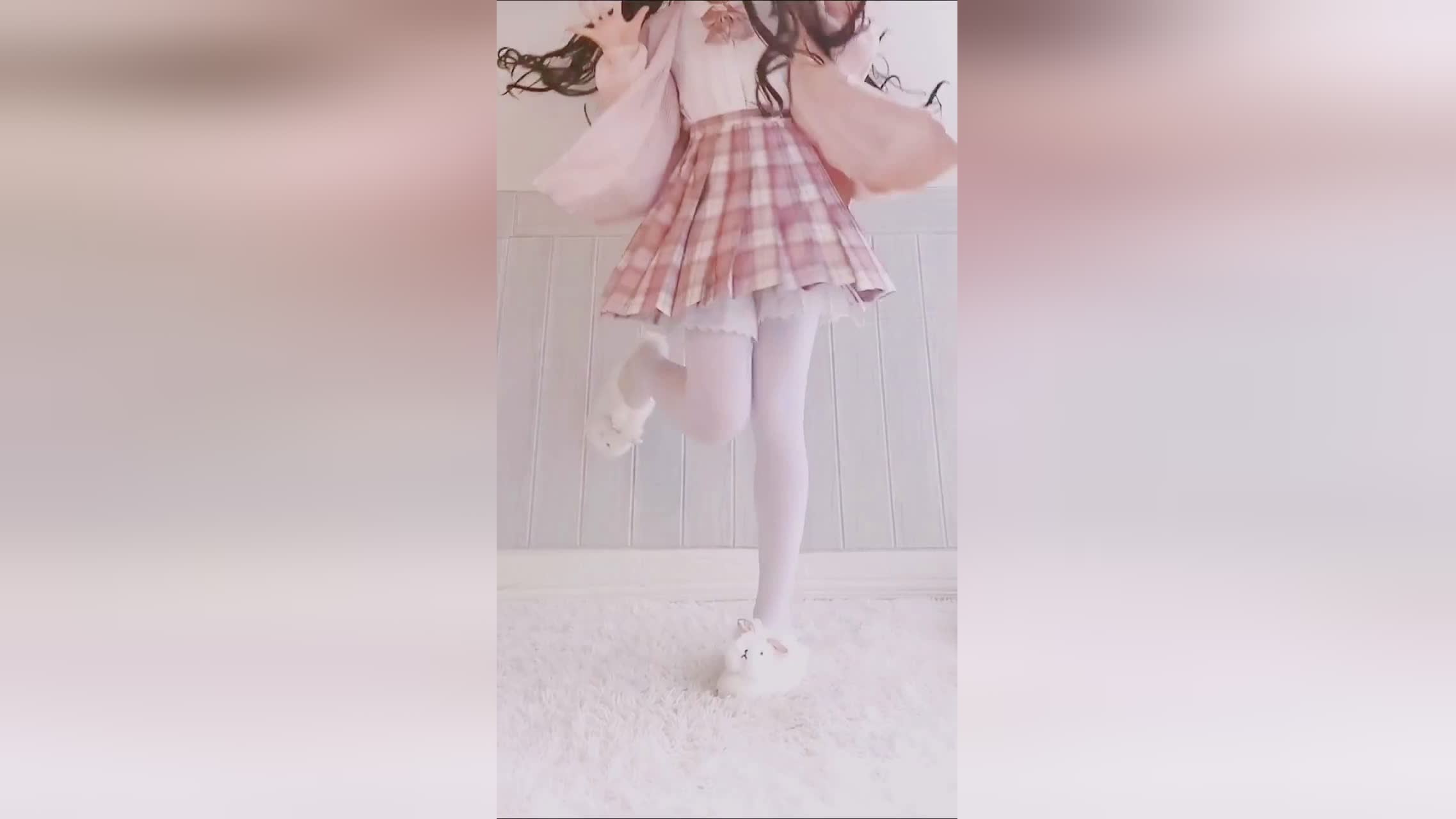 剑姬？很多打野都会选择先升级打野刀，绝对是一个很好的装备选择