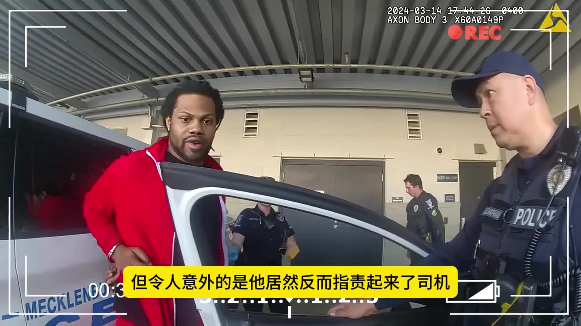 米莎：有一些前期就会刷到的装备不要忘记拾取