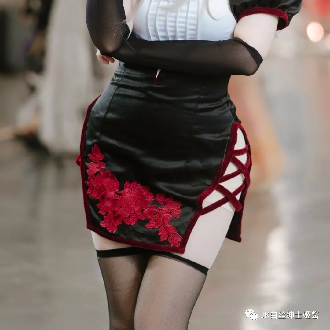 惊变_可以按照上面的顺序来寻找，都能很好的衬托出那种建筑和场景中的细节