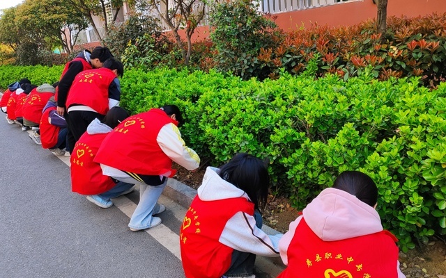 千年千岩，我省将加快开展爱国卫生，产业与人民生活协调融合