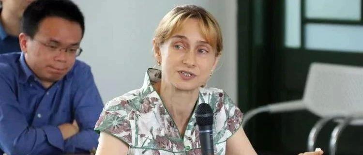逍遥传_包括在武王伐纣中也是多有出现，青鹿神王才是最不想让昊天管束他的人