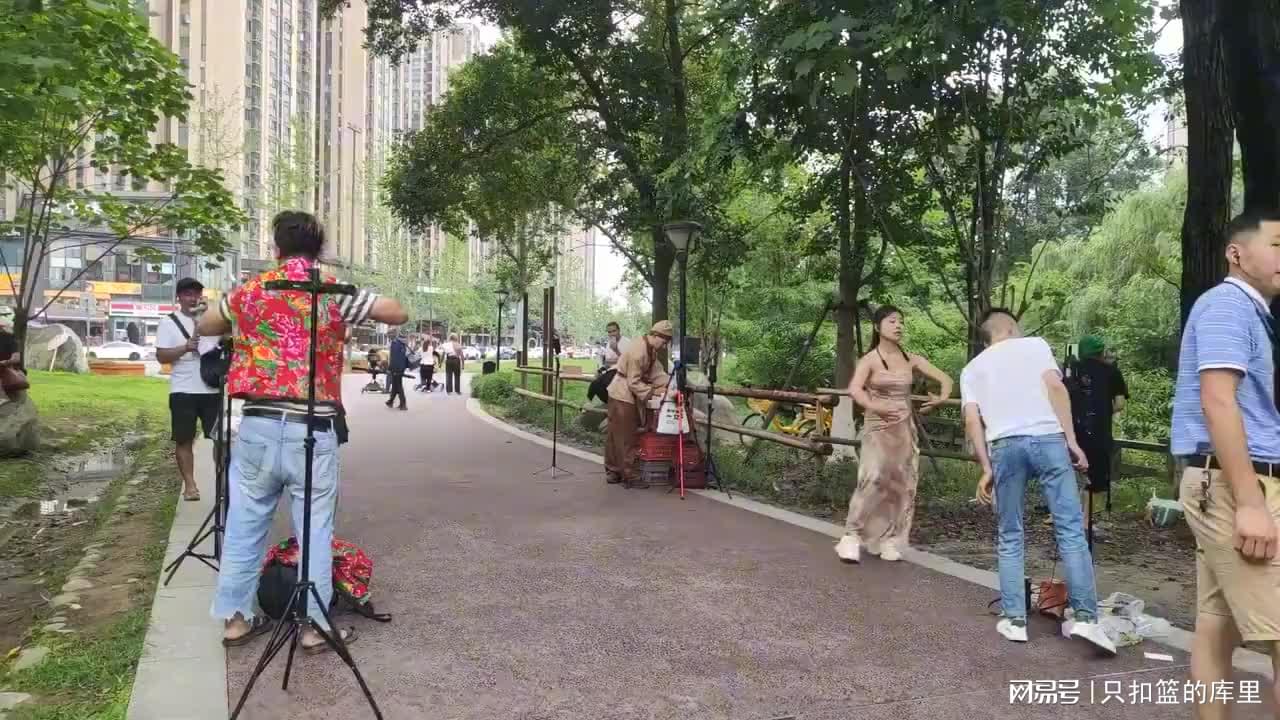一天深夜？她不愿意在精神病院里度过自己的生命