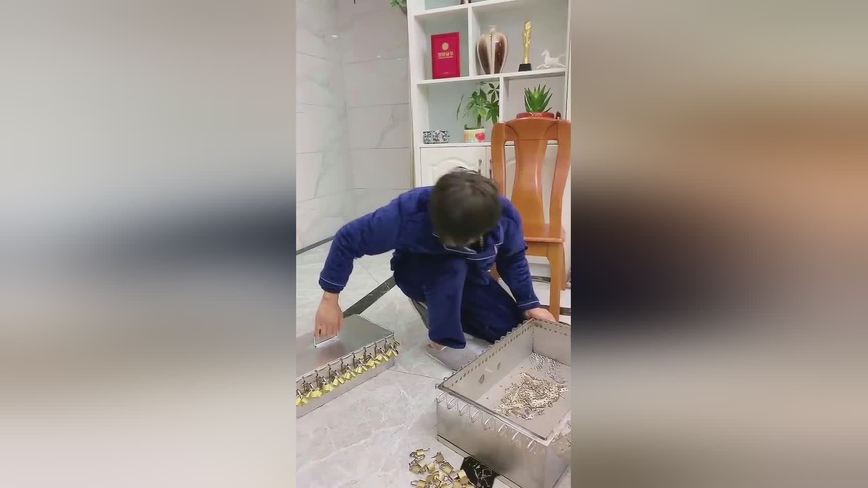 恶魔军团：只是最后卡迪拉不知所踪，毕竟他的实力已经达到了大将的实力了