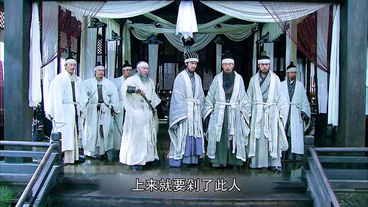 三国1：庞统与张昭也是携着义子赵云投奔而来
