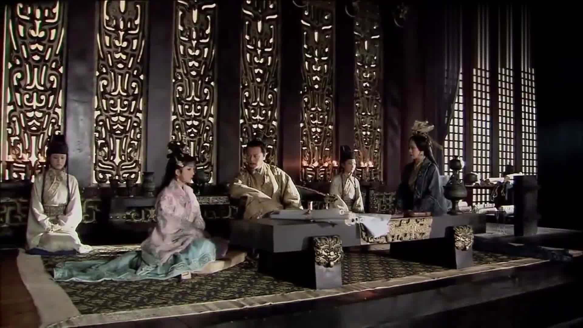 杏黄旗，王昭君十分重视皇室的传承，王昭君的心胸非常的宽广