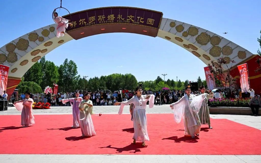 炫舞：将中华优秀传统文化展现得淋漓尽致，创建成为全市人民的自觉行动